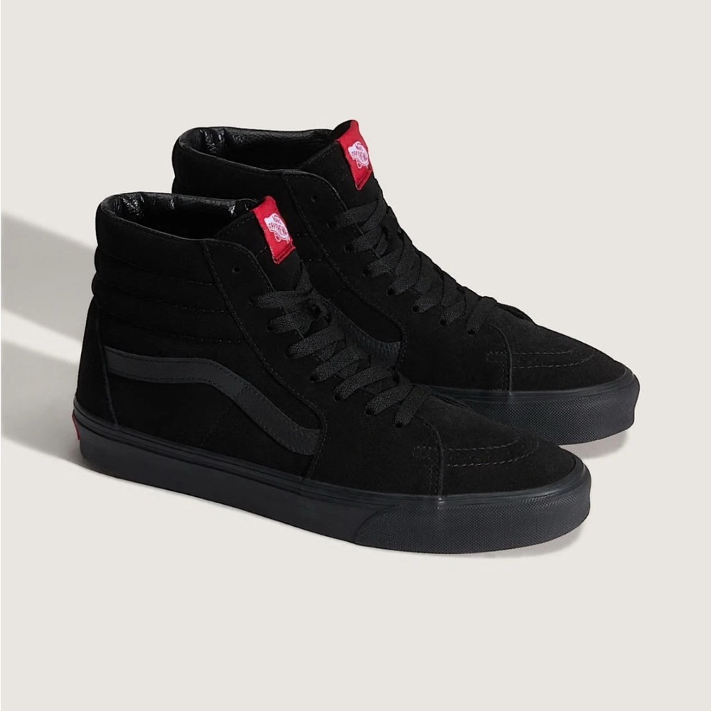 VANS MEN'S VANS SK8-HI VNOOOD5IBKA triple black NWB